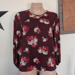Plus Size Red Floral Lantern Sleeve Lattice Neck Tunic Blouse